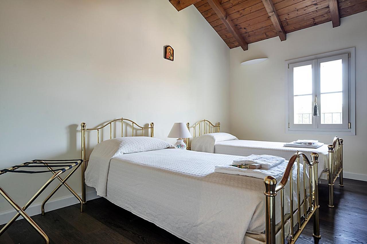 Villa Casetti B&B Fontanelice ภายนอก รูปภาพ